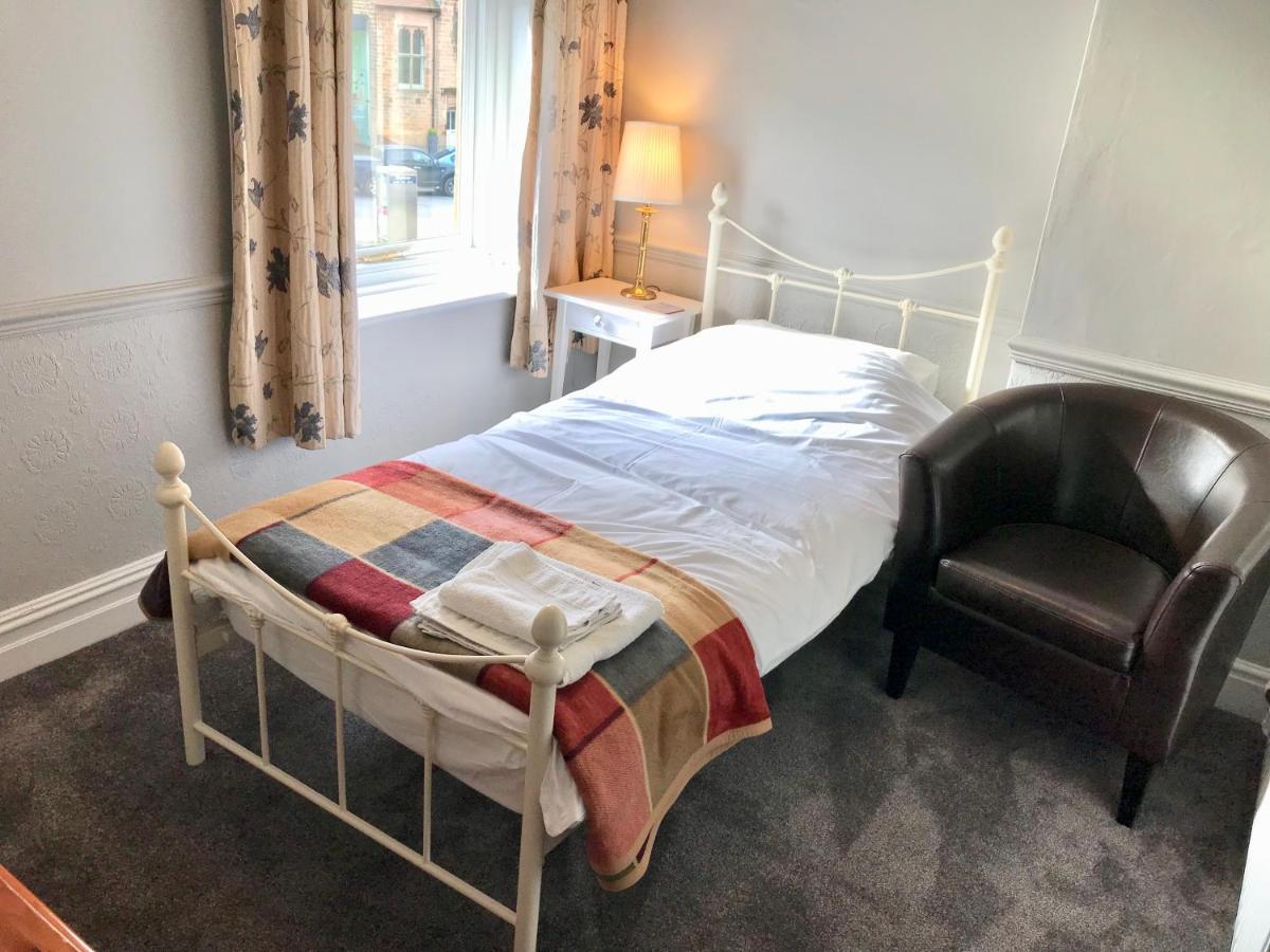 The Red Lion Hotel Matlock  Room photo